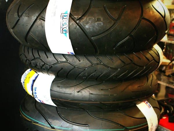 Tubeless Tyre 80/90-17